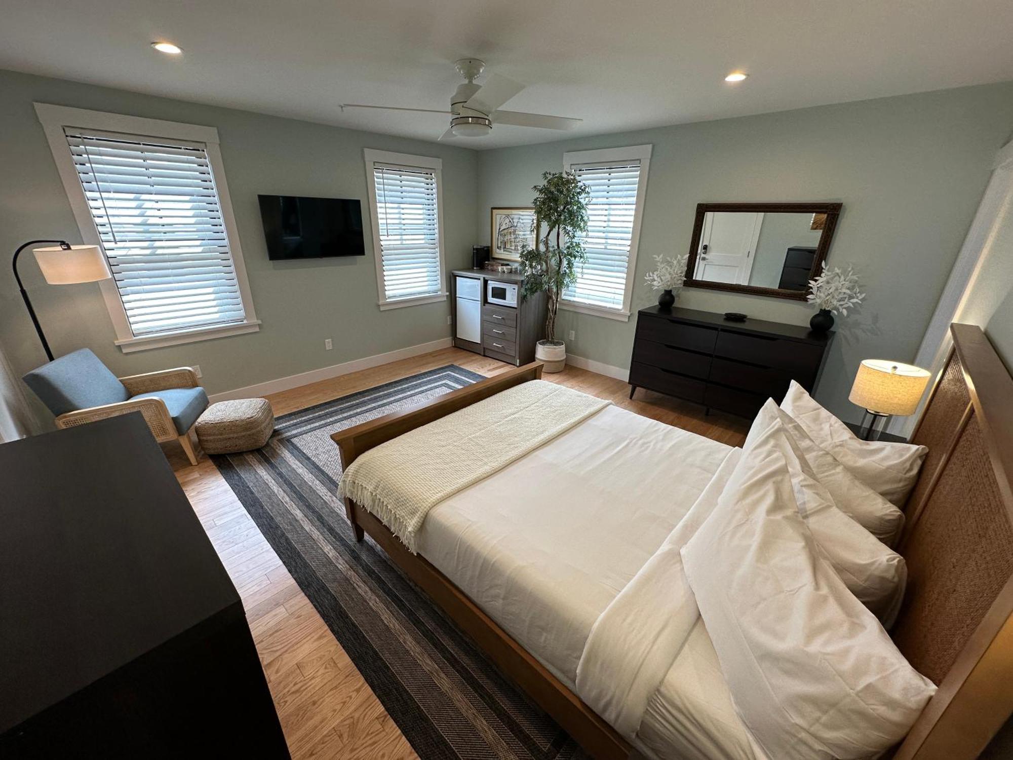 Villa Prime Location! Renovated House! 6 Bed4 Bath Newport Exterior foto