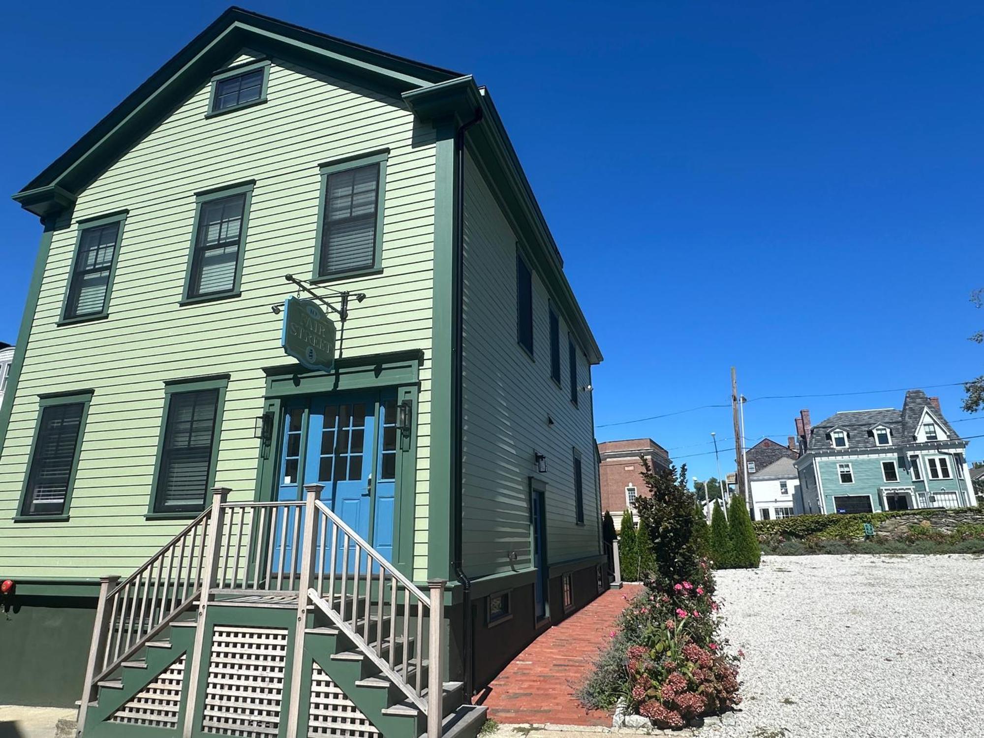 Villa Prime Location! Renovated House! 6 Bed4 Bath Newport Exterior foto