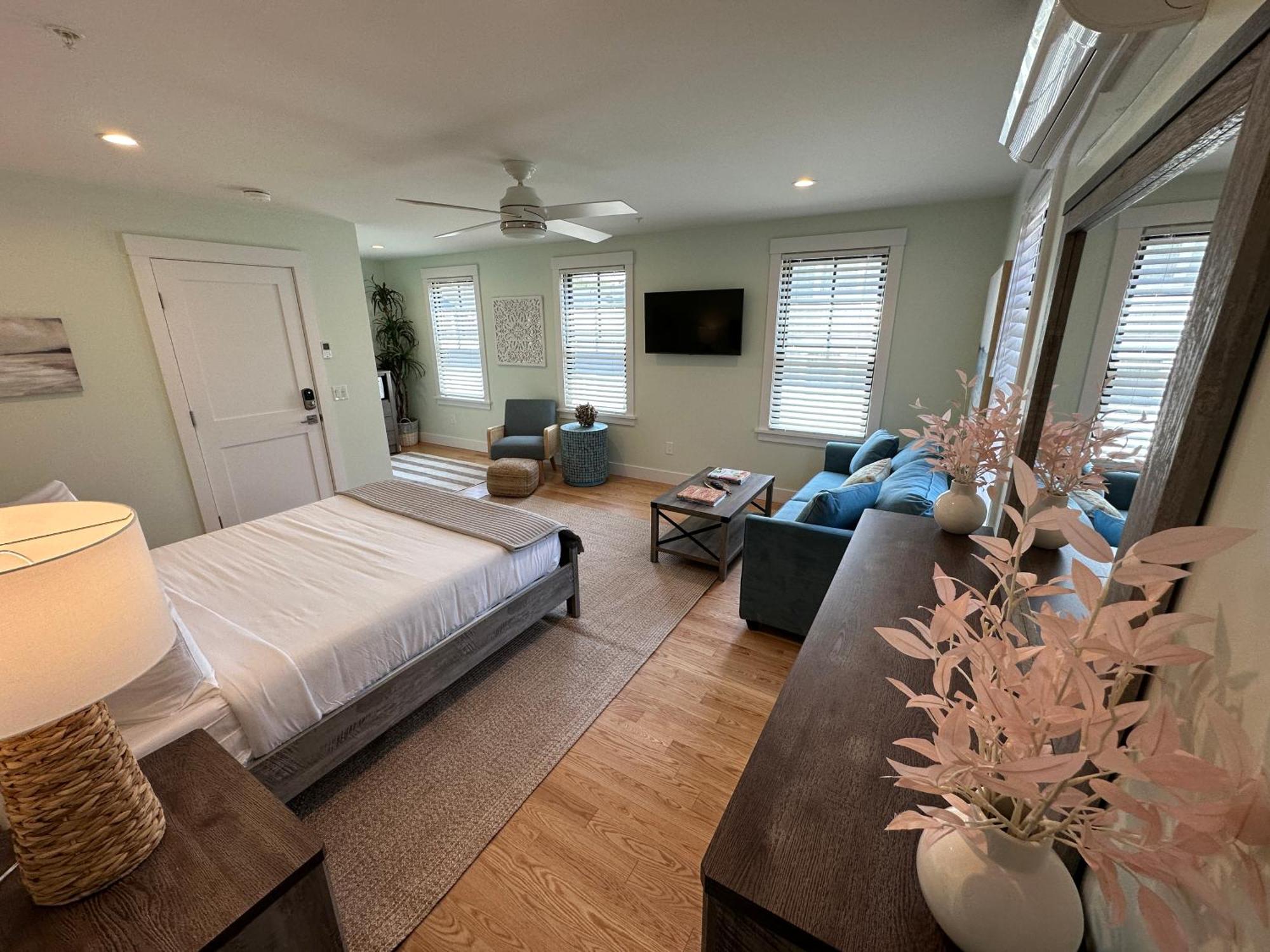 Villa Prime Location! Renovated House! 6 Bed4 Bath Newport Exterior foto